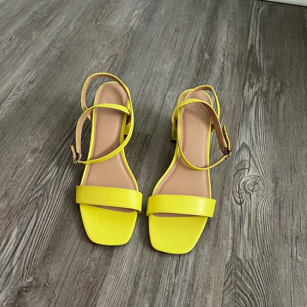 Wild Fable Neon Yellow Strappy Heels